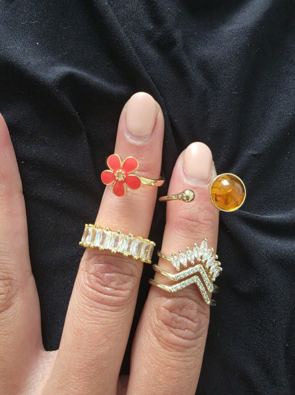 Set Of 4 Rings Including Fidget Ring - Picture 1 of 1